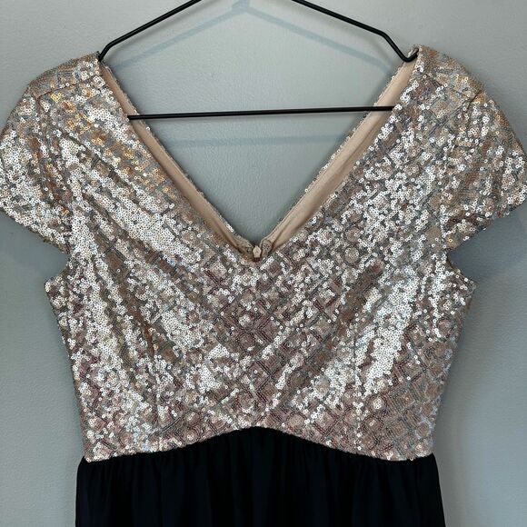 Speechless Black Gold Sequin Short Dress Juniors Size 7 V Neck - Picture 2 of 6